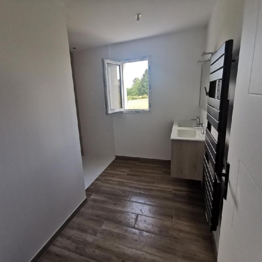  VALOIS IMMOBILIER : Maison / Villa | CHAMPSAC (87230) | 87 m2 | 915 € 