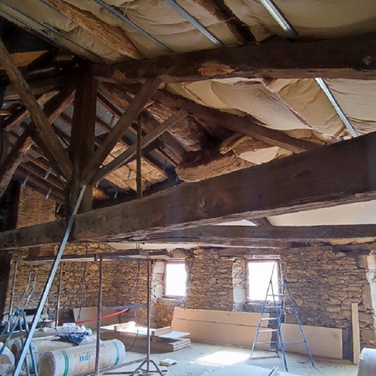  VALOIS IMMOBILIER : Immeuble | AIXE-SUR-VIENNE (87700) | 375 m2 | 97 200 € 