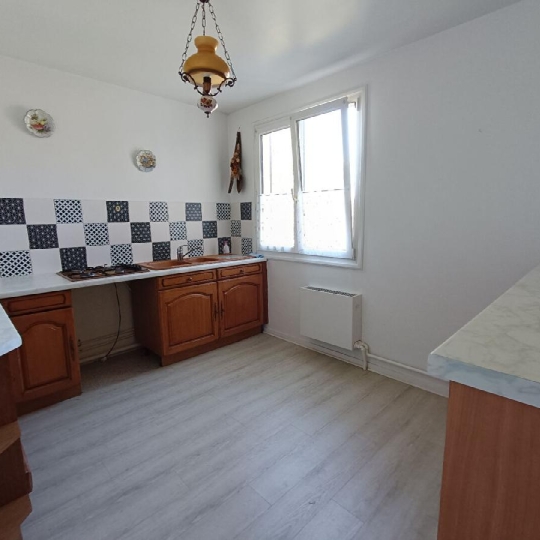  VALOIS IMMOBILIER : Appartement | CHALUS (87230) | 79 m2 | 49 280 € 