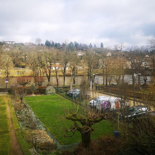  VALOIS IMMOBILIER : House | AIXE-SUR-VIENNE (87700) | 172 m2 | 185 500 € 