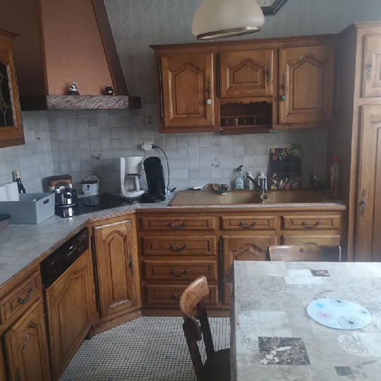  VALOIS IMMOBILIER : House | AIXE-SUR-VIENNE (87700) | 172 m2 | 185 500 € 