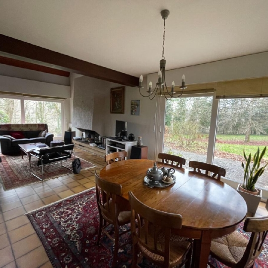  VALOIS IMMOBILIER : House | BESSINES-SUR-GARTEMPE (87250) | 208 m2 | 253 200 € 