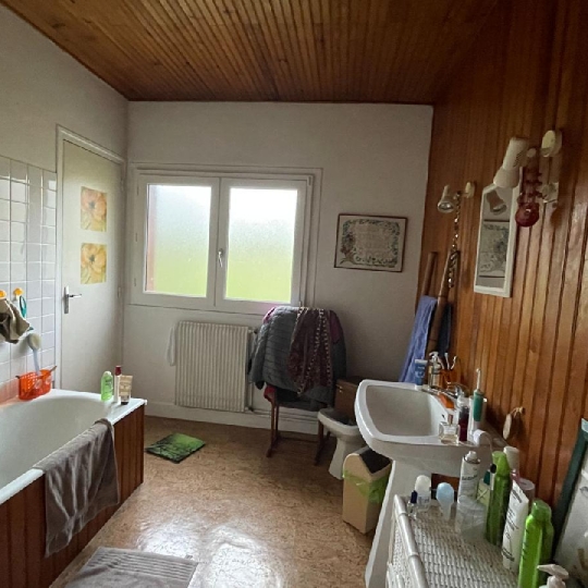  VALOIS IMMOBILIER : House | BESSINES-SUR-GARTEMPE (87250) | 208 m2 | 253 200 € 