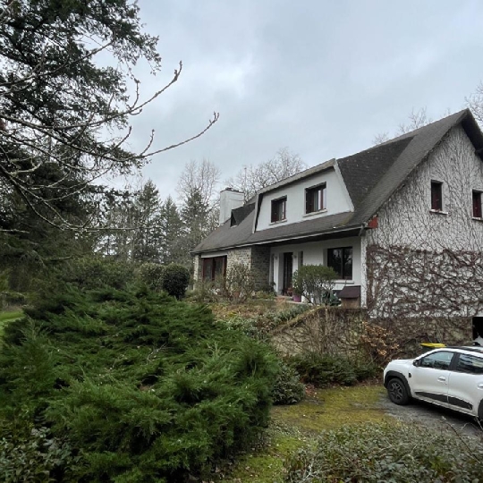  VALOIS IMMOBILIER : House | BESSINES-SUR-GARTEMPE (87250) | 208 m2 | 253 200 € 