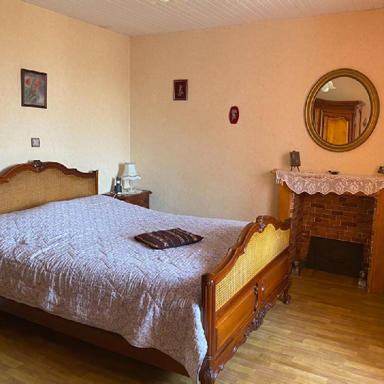  VALOIS IMMOBILIER : House | MEILHAC (87800) | 180 m2 | 269 025 € 