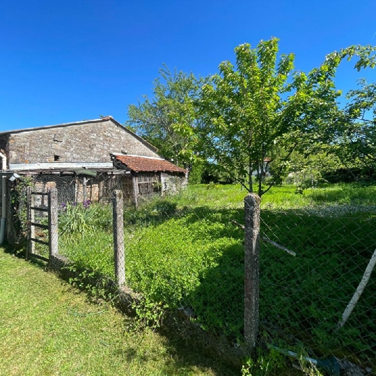  VALOIS IMMOBILIER : Maison / Villa | LA CROIX-SUR-GARTEMPE (87210) | 92 m2 | 58 830 € 