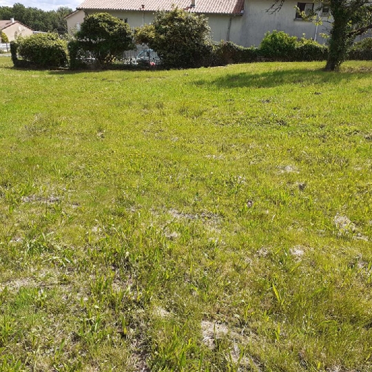 VALOIS IMMOBILIER : Terrain | SAINT-PRIEST-SOUS-AIXE (87700) | 800 m2 | 28 625 &euro; 