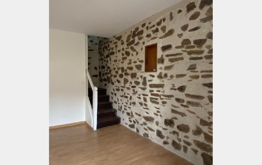 VALOIS IMMOBILIER : Appartement | AIXE-SUR-VIENNE (87700) | 57 m2 | 740 € 