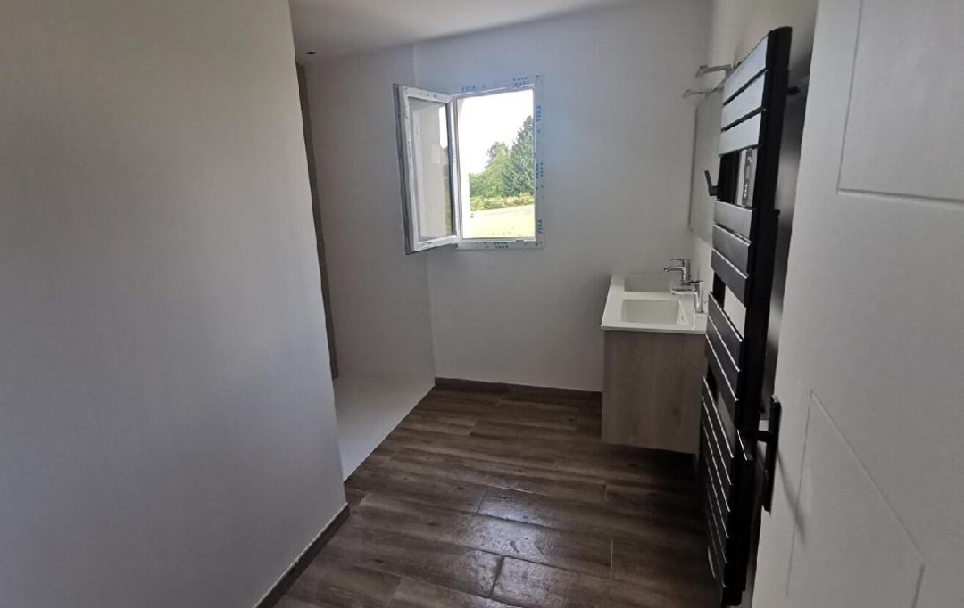 VALOIS IMMOBILIER : Maison / Villa | CHAMPSAC (87230) | 87 m2 | 915 € 