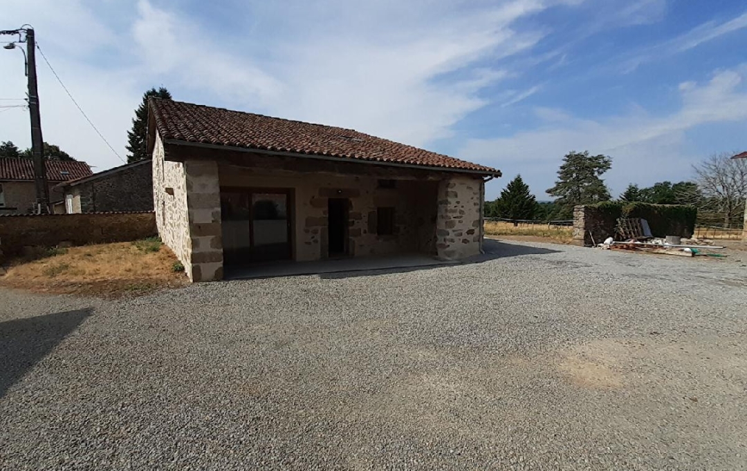 VALOIS IMMOBILIER : Maison / Villa | VERNEUIL-SUR-VIENNE (87430) | 105 m2 | 1 170 &euro; 