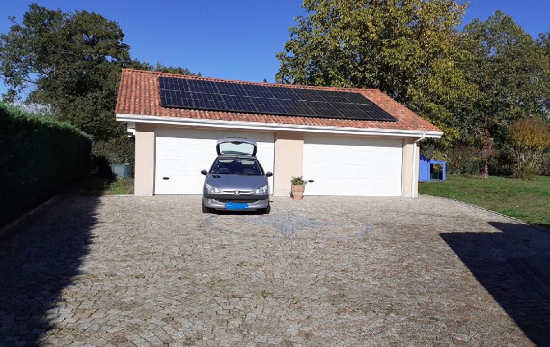 VALOIS IMMOBILIER : Maison / Villa | PANAZOL (87350) | 177 m2 | 2 400 &euro; 
