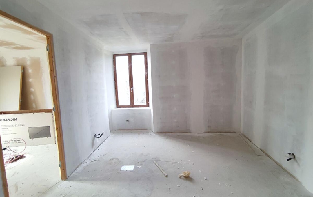 VALOIS IMMOBILIER : Immeuble | AIXE-SUR-VIENNE (87700) | 375 m2 | 97 200 € 