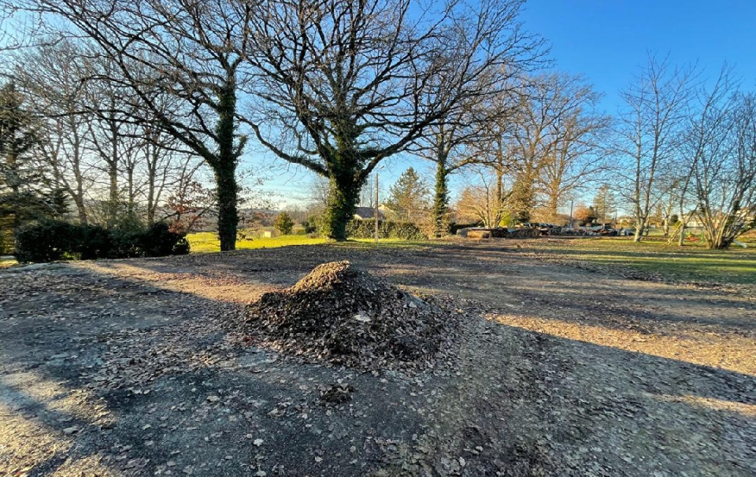 VALOIS IMMOBILIER : Terrain | AIXE-SUR-VIENNE (87700) | 1 316 m2 | 66 000 € 