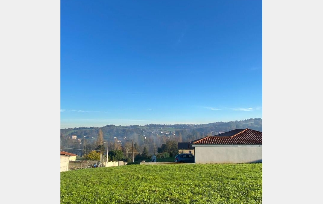 VALOIS IMMOBILIER : Ground | AIXE-SUR-VIENNE (87700) | 643 m2 | 60 775 € 