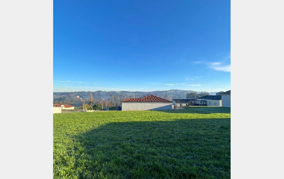 VALOIS IMMOBILIER : Ground | AIXE-SUR-VIENNE (87700) | 643 m2 | 60 775 € 