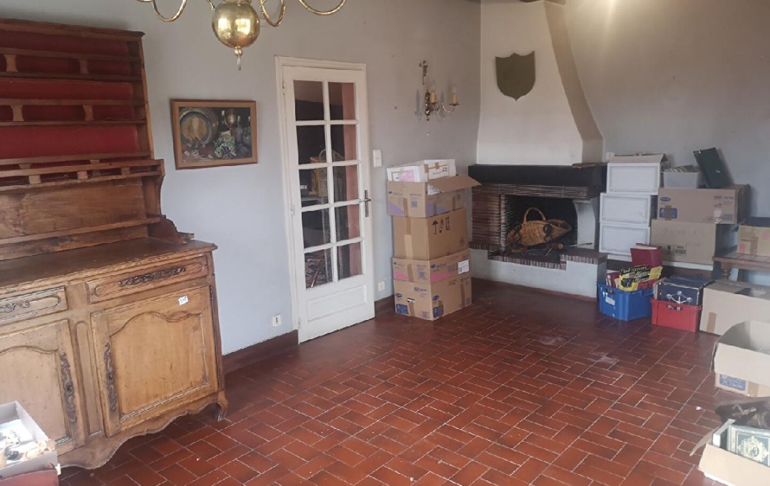 VALOIS IMMOBILIER : House | AIXE-SUR-VIENNE (87700) | 172 m2 | 185 500 € 