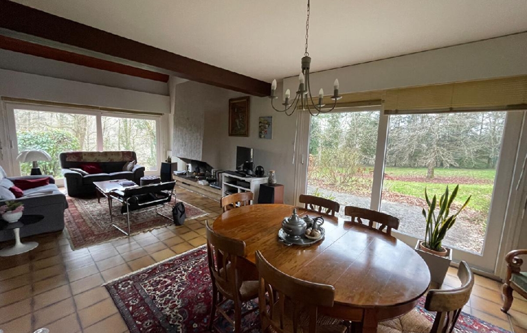 VALOIS IMMOBILIER : House | BESSINES-SUR-GARTEMPE (87250) | 208 m2 | 253 200 € 