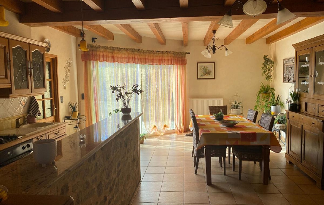 VALOIS IMMOBILIER : House | MEILHAC (87800) | 180 m2 | 269 025 € 