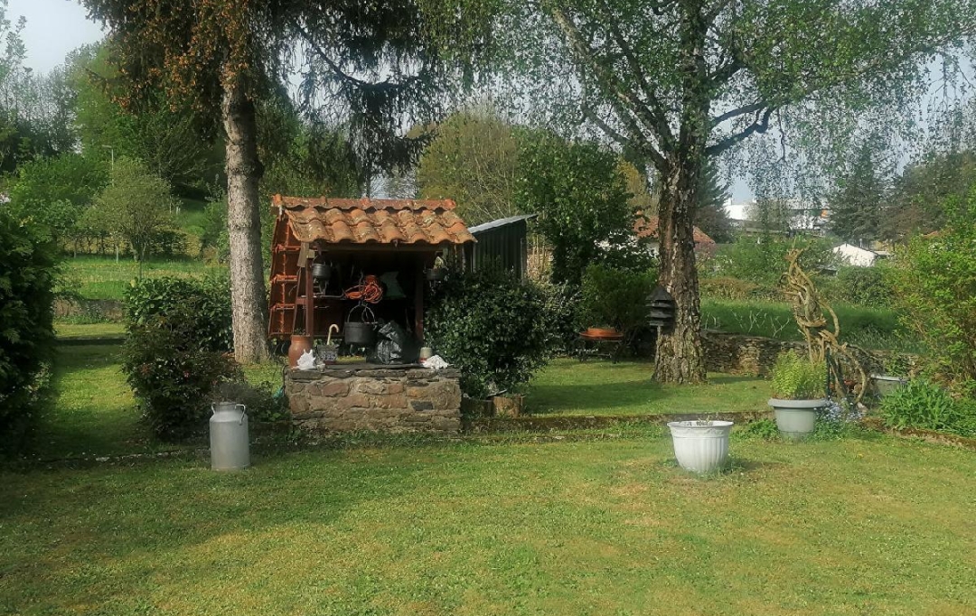VALOIS IMMOBILIER : House | AIXE-SUR-VIENNE (87700) | 197 m2 | 263 750 € 