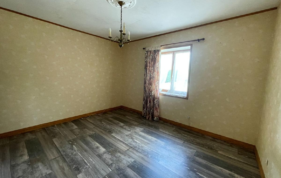 VALOIS IMMOBILIER : House | SAINT-JUNIEN (87200) | 103 m2 | 176 137 € 