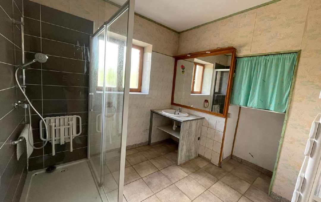 VALOIS IMMOBILIER : House | SAINT-JUNIEN (87200) | 103 m2 | 176 137 € 