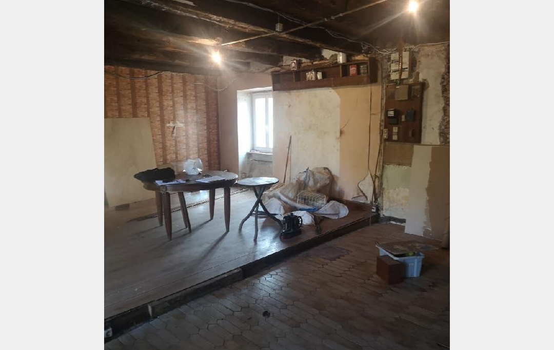 VALOIS IMMOBILIER : Maison / Villa | SAINT-MARTIN-LE-VIEUX (87700) | 111 m2 | 55 500 € 