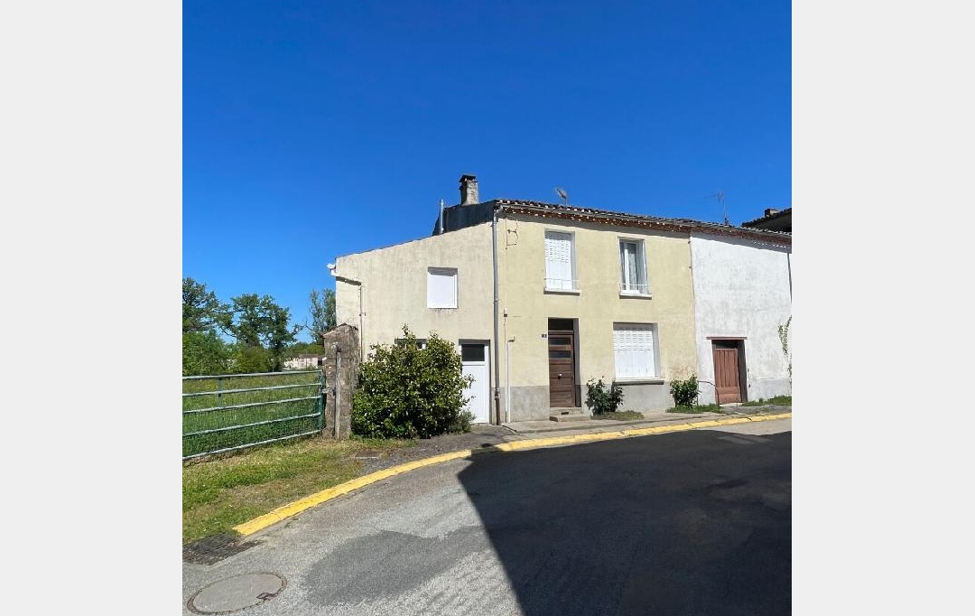 VALOIS IMMOBILIER : Maison / Villa | LA CROIX-SUR-GARTEMPE (87210) | 92 m2 | 58 830 € 