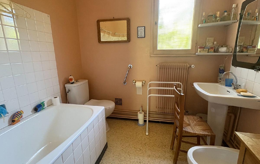 VALOIS IMMOBILIER : House | AIXE-SUR-VIENNE (87700) | 66 m2 | 118 525 € 