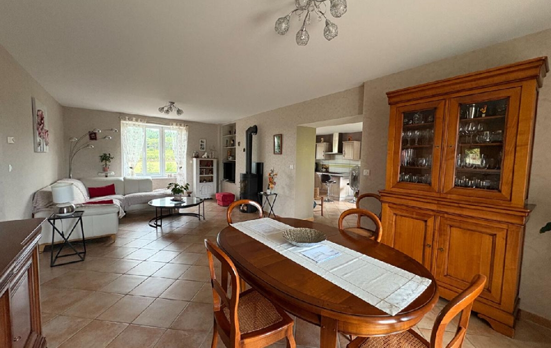 VALOIS IMMOBILIER : House | SAINT-HILAIRE-LES-PLACES (87800) | 160 m2 | 237 375 € 