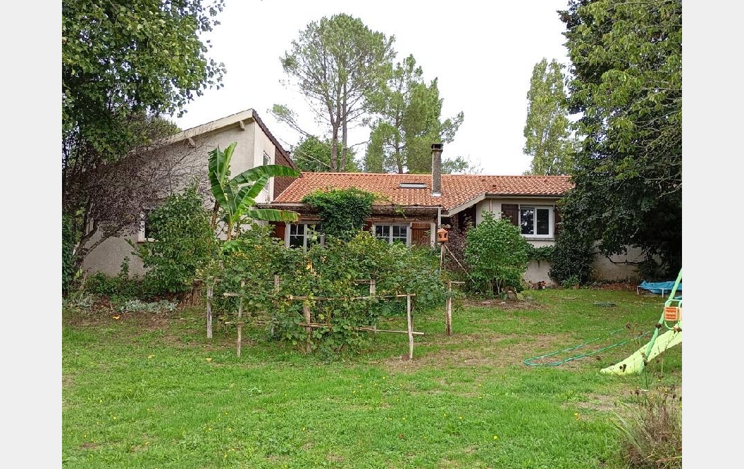 VALOIS IMMOBILIER : House | VERNEUIL-SUR-VIENNE (87430) | 140 m2 | 300 000 € 