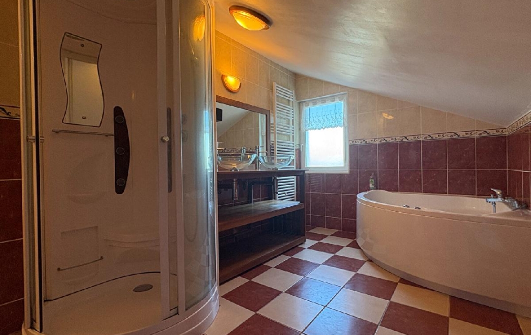 VALOIS IMMOBILIER : Maison / Villa | AIXE-SUR-VIENNE (87700) | 155 m2 | 233 000 &euro; 