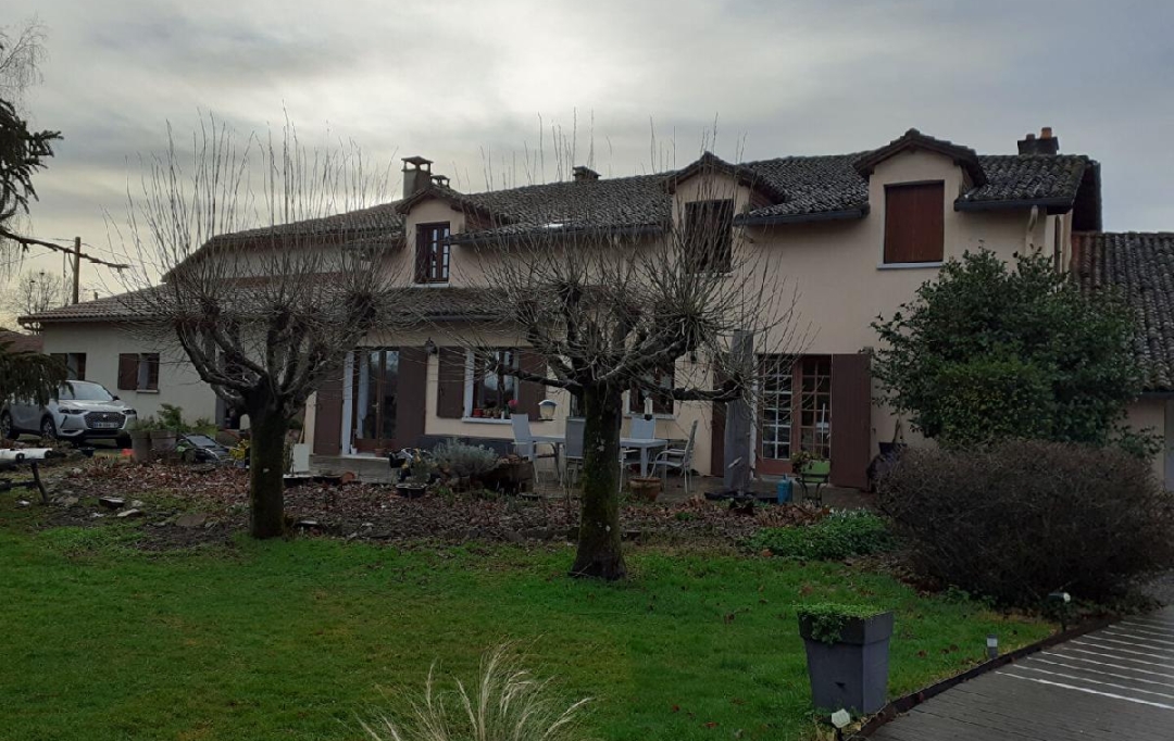 VALOIS IMMOBILIER : Maison / Villa | SEREILHAC (87620) | 1 000 m2 | 501 600 &euro; 