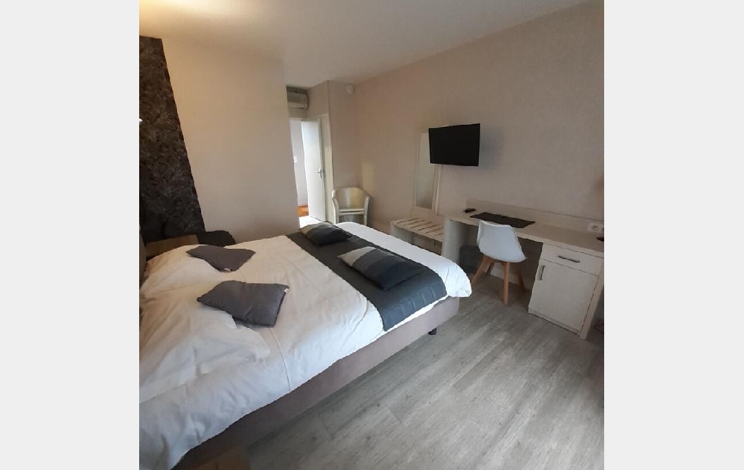 VALOIS IMMOBILIER : Maison / Villa | SEREILHAC (87620) | 1 000 m2 | 501 600 &euro; 