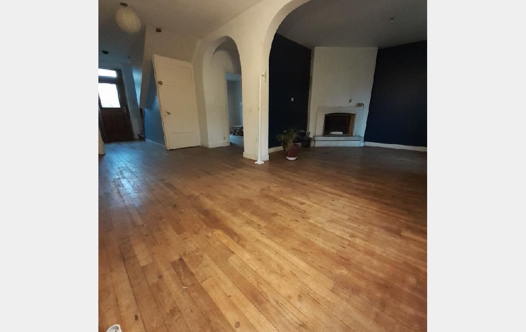 VALOIS IMMOBILIER : Maison / Villa | SAINT-YRIEIX-LA-PERCHE (87500) | 130 m2 | 170 800 &euro; 