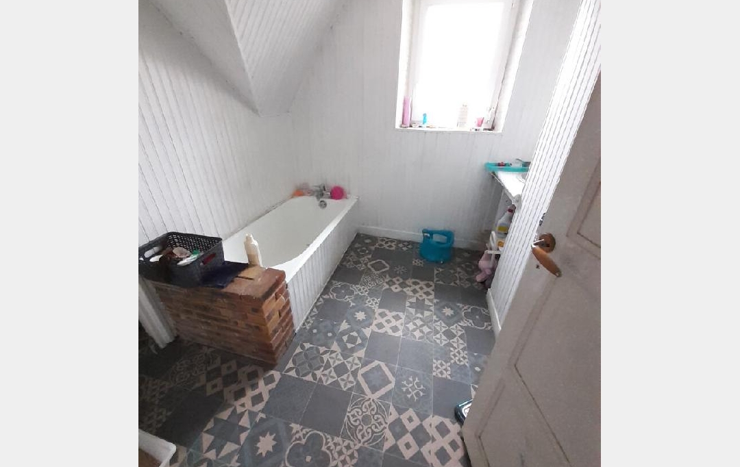 VALOIS IMMOBILIER : Maison / Villa | SAINT-YRIEIX-LA-PERCHE (87500) | 130 m2 | 170 800 &euro; 