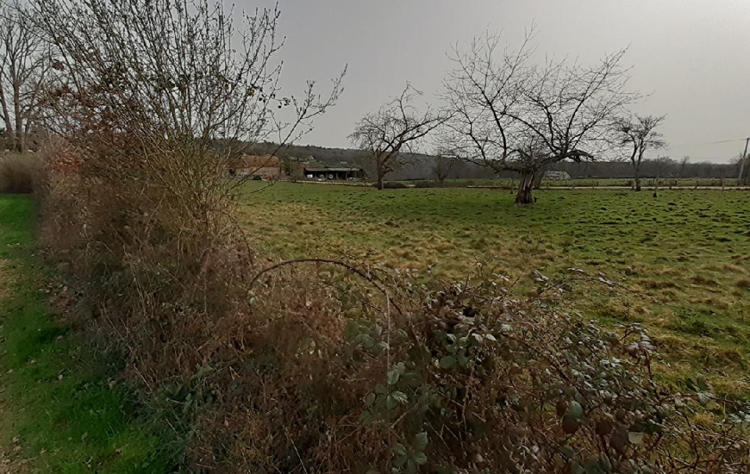 VALOIS IMMOBILIER : Terrain | BOSMIE-L'AIGUILLE (87110) | 880 m2 | 47 040 &euro; 