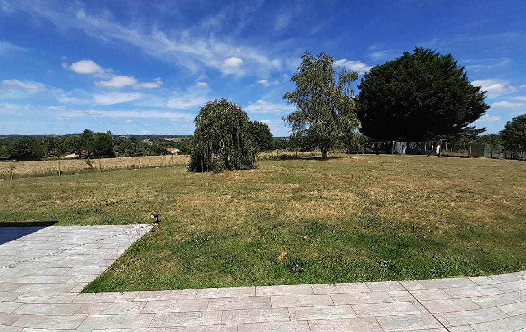 VALOIS IMMOBILIER : Maison / Villa | SAINT-PRIEST-SOUS-AIXE (87700) | 143 m2 | 263 750 &euro; 