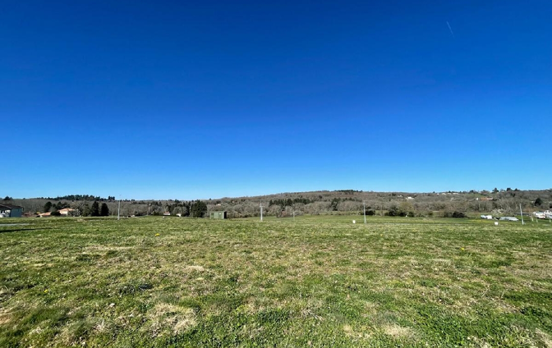 VALOIS IMMOBILIER : Terrain | FEYTIAT (87220) | 1 257 m2 | 79 570 &euro; 