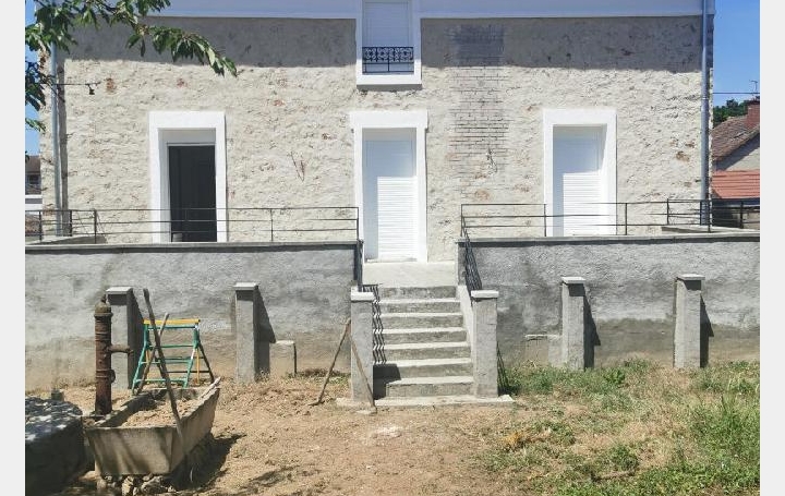 Maison   LIMOGES  106 m2 1 330 € 