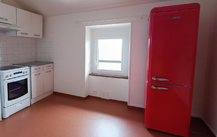 Appartement P2   COUZEIX  55 m2 580 € 