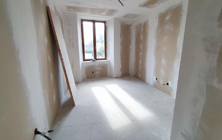  VALOIS IMMOBILIER Immeuble | AIXE-SUR-VIENNE (87700) | 375 m2 | 97 200 € 