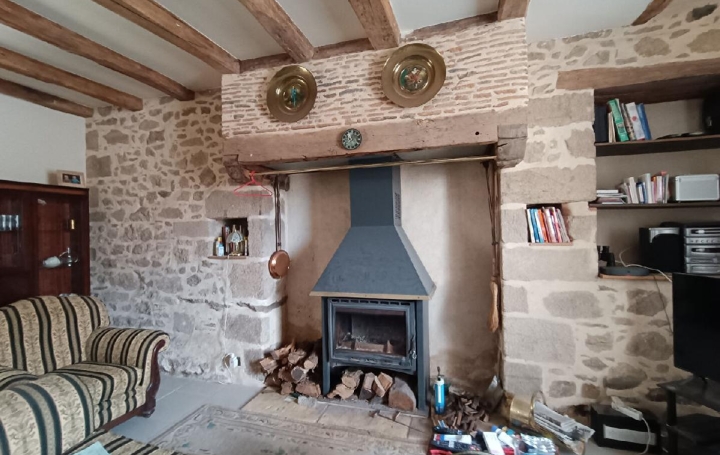  VALOIS IMMOBILIER Maison / Villa | LES CARS (87230) | 250 m2 | 299 250 € 
