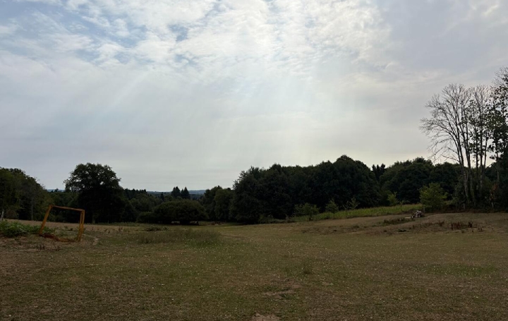  VALOIS IMMOBILIER Ground | DOURNAZAC (87230) | 72 467 m2 | 81 750 € 
